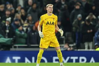 Trenére, střídáme! Řekl si o Kinského stažení kapitán Tottenhamu?